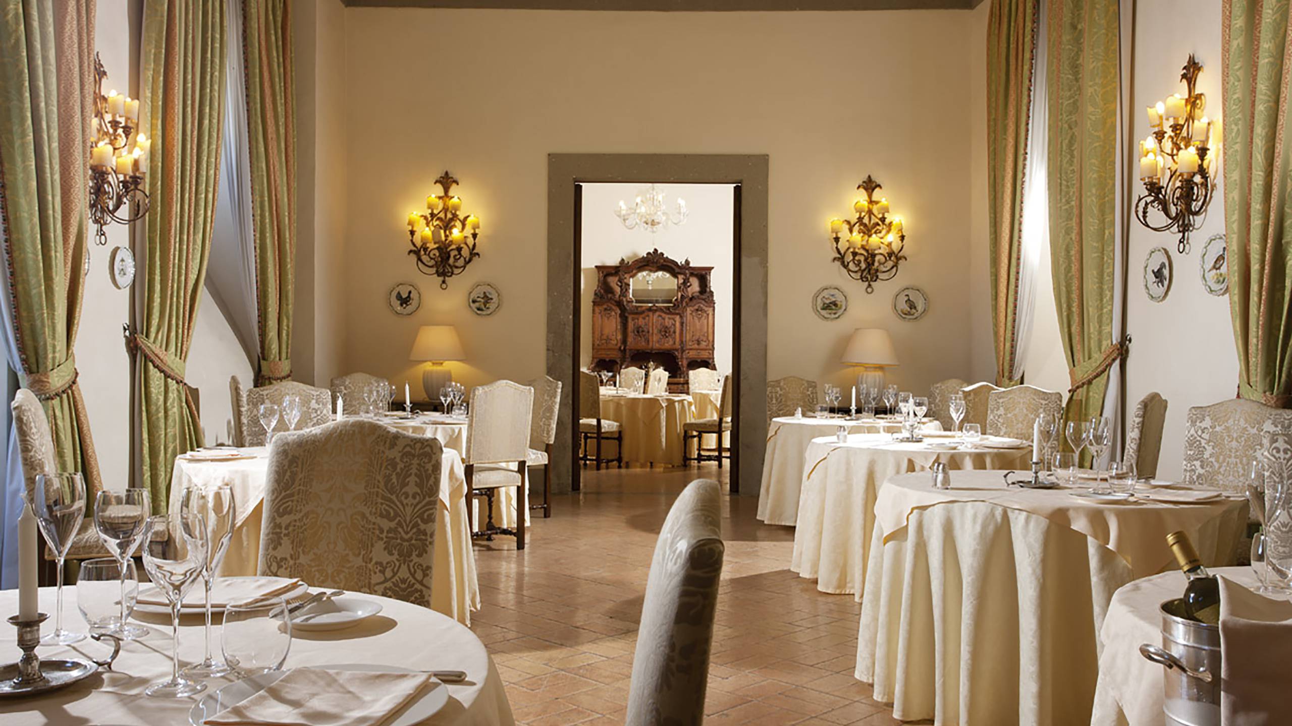 Hotel-Villa-Grazioli-Grottaferrata-RISTORANTE-SALA-GIARDINO--Meeting-Eventi