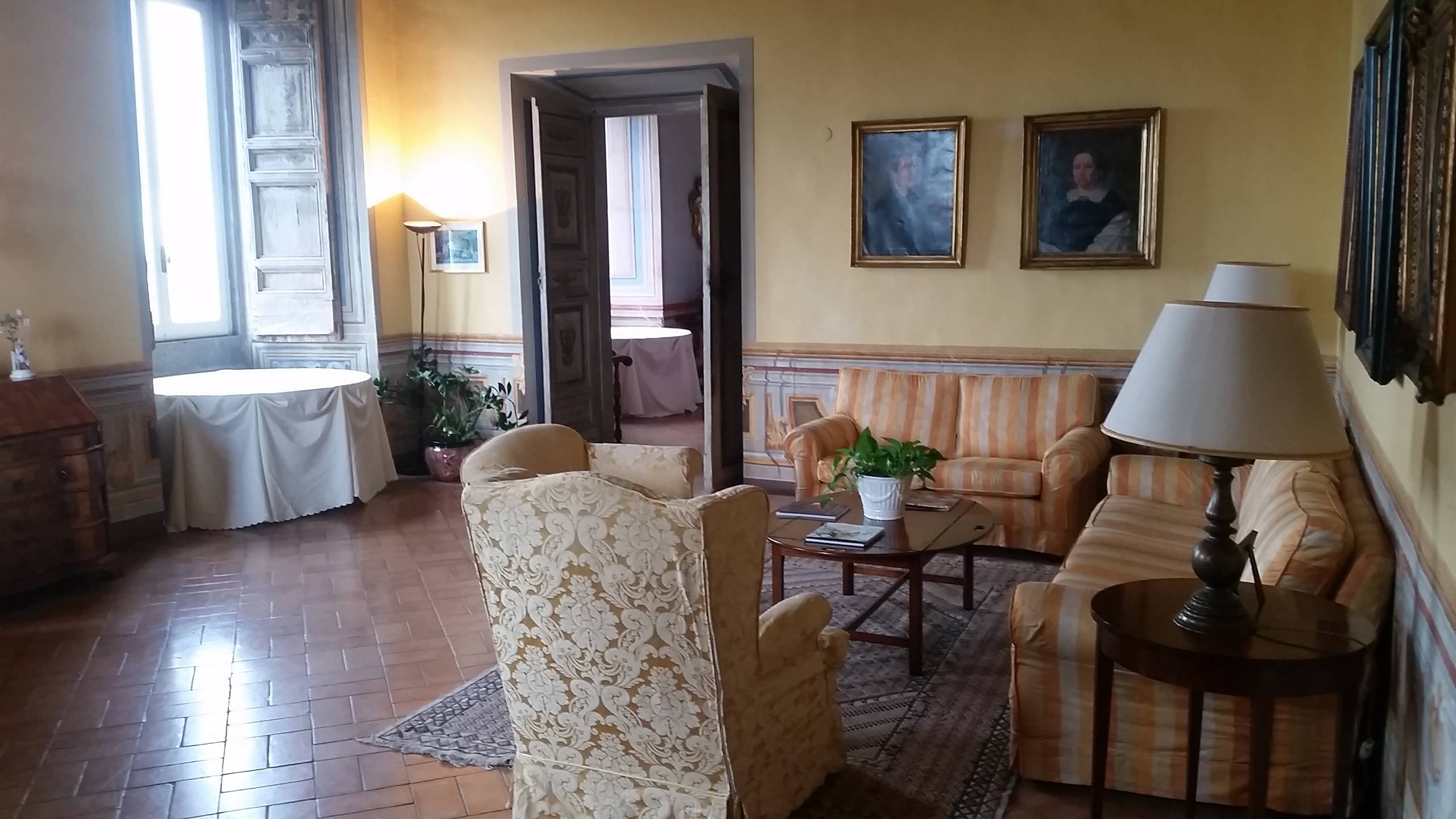 Hotel-Villa-Grazioli-Grottaferrata-SALA-DEL-GIORNO-1-Meeting-Eventi