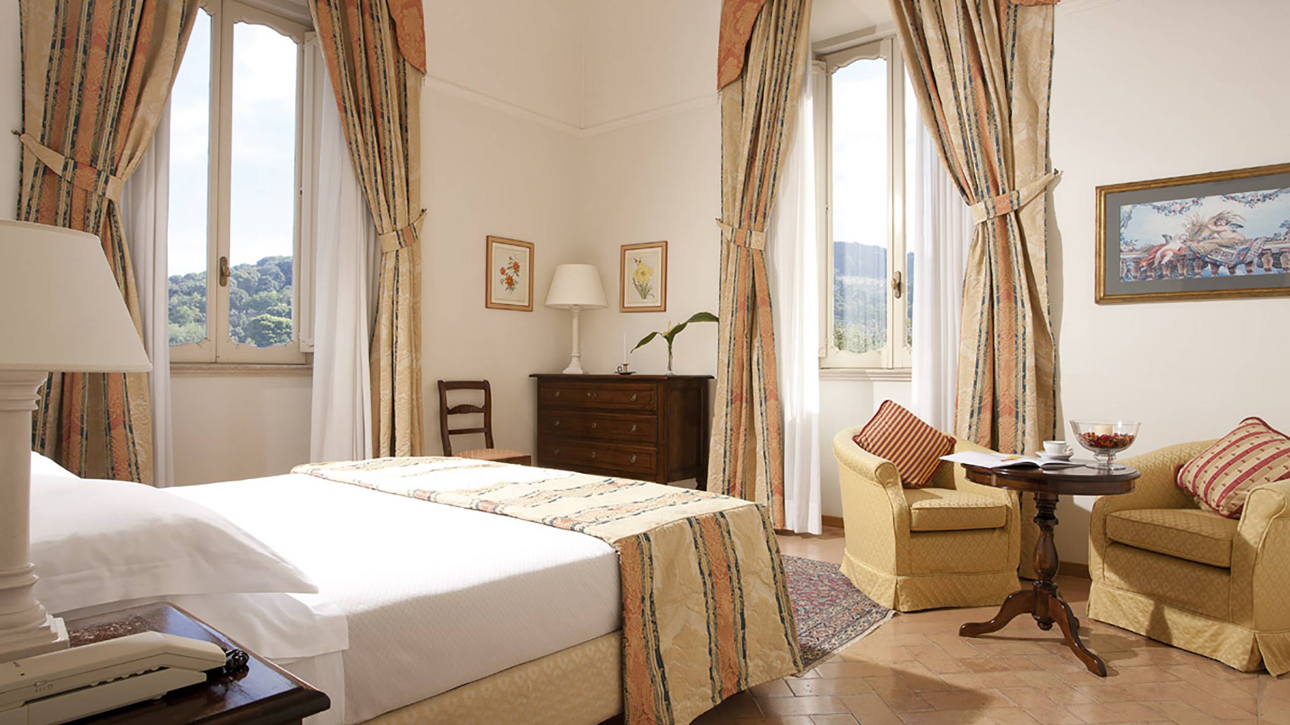 Hotel-Villa-Grazioli-Grottaferrata-suite
